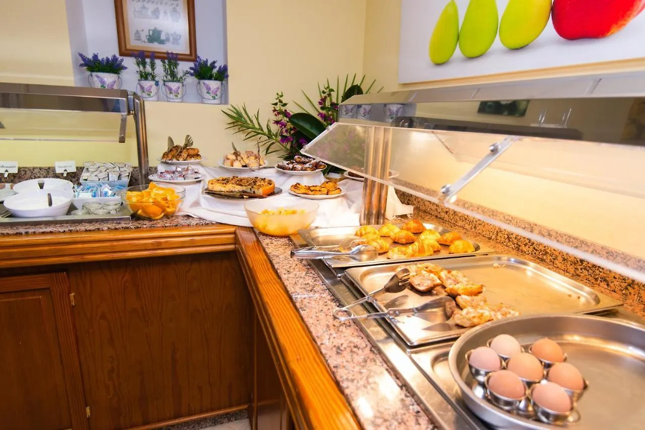 Apartamentos Quijote Park Cala Ratjada  Cala Ratjada (Mallorca)
