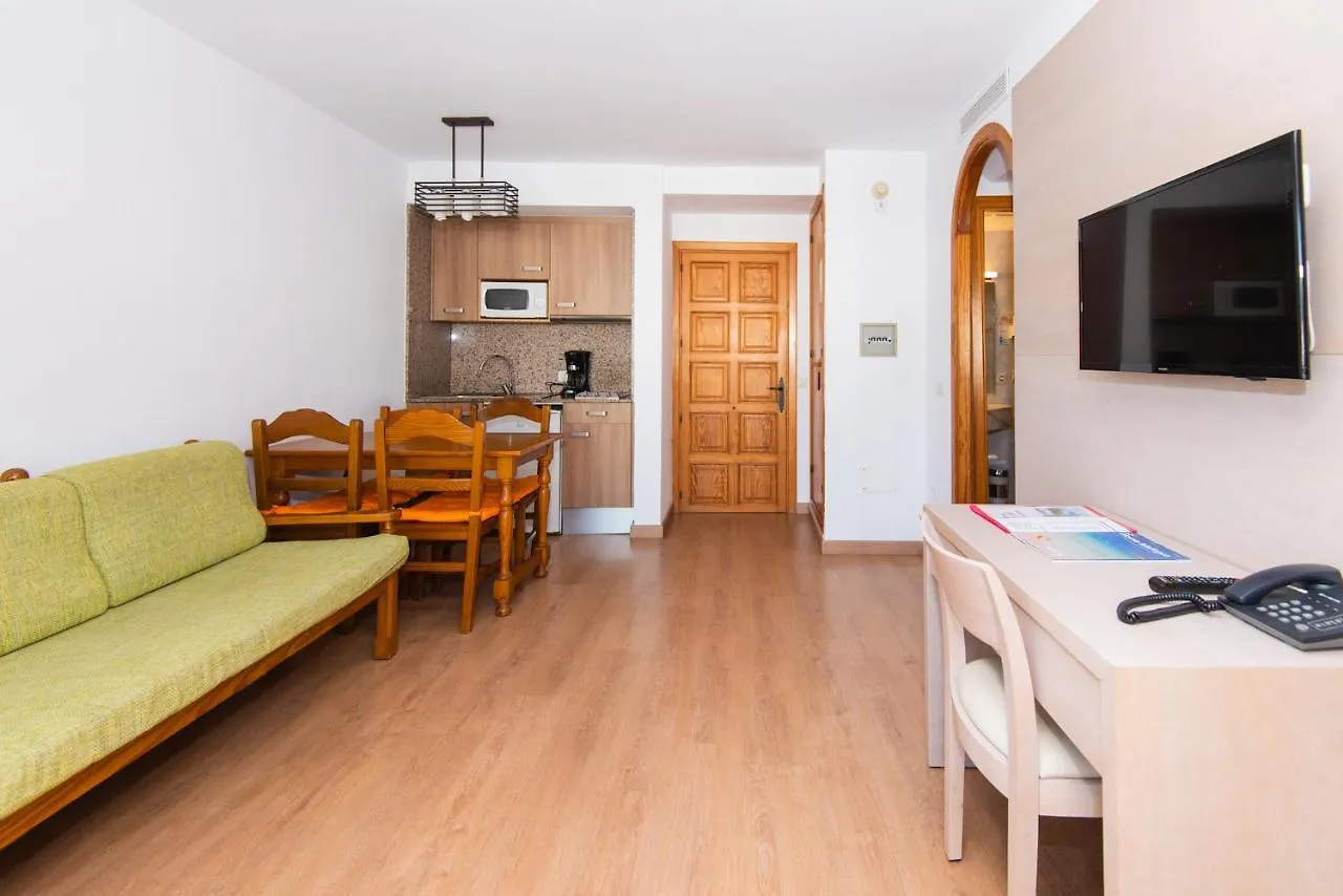 Hotel Apartamentos Quijote Park Cala Ratjada